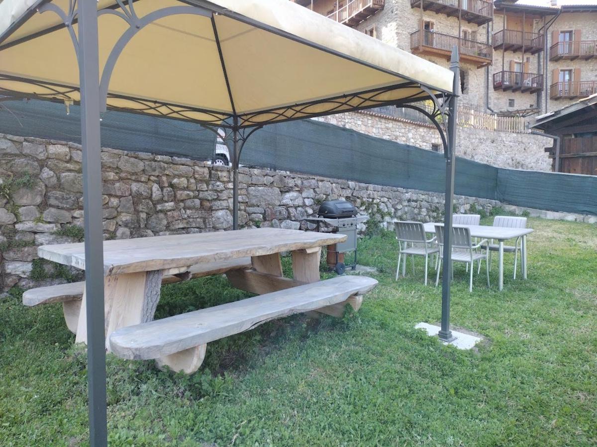 Relax House Apartment Tenno Exterior foto
